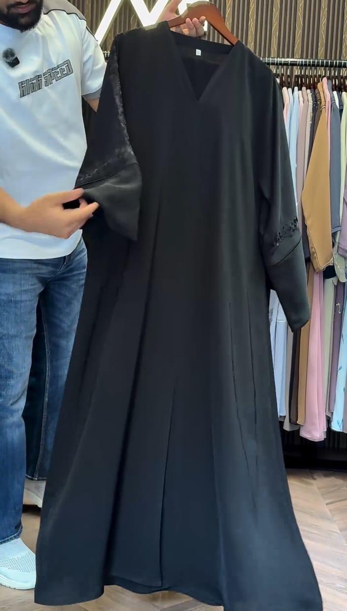 get 3 abaya with scauf